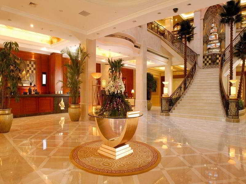 Inn Fine Hotel Далиен Екстериор снимка