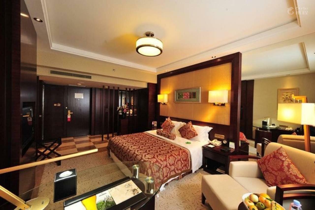 Inn Fine Hotel Далиен Екстериор снимка